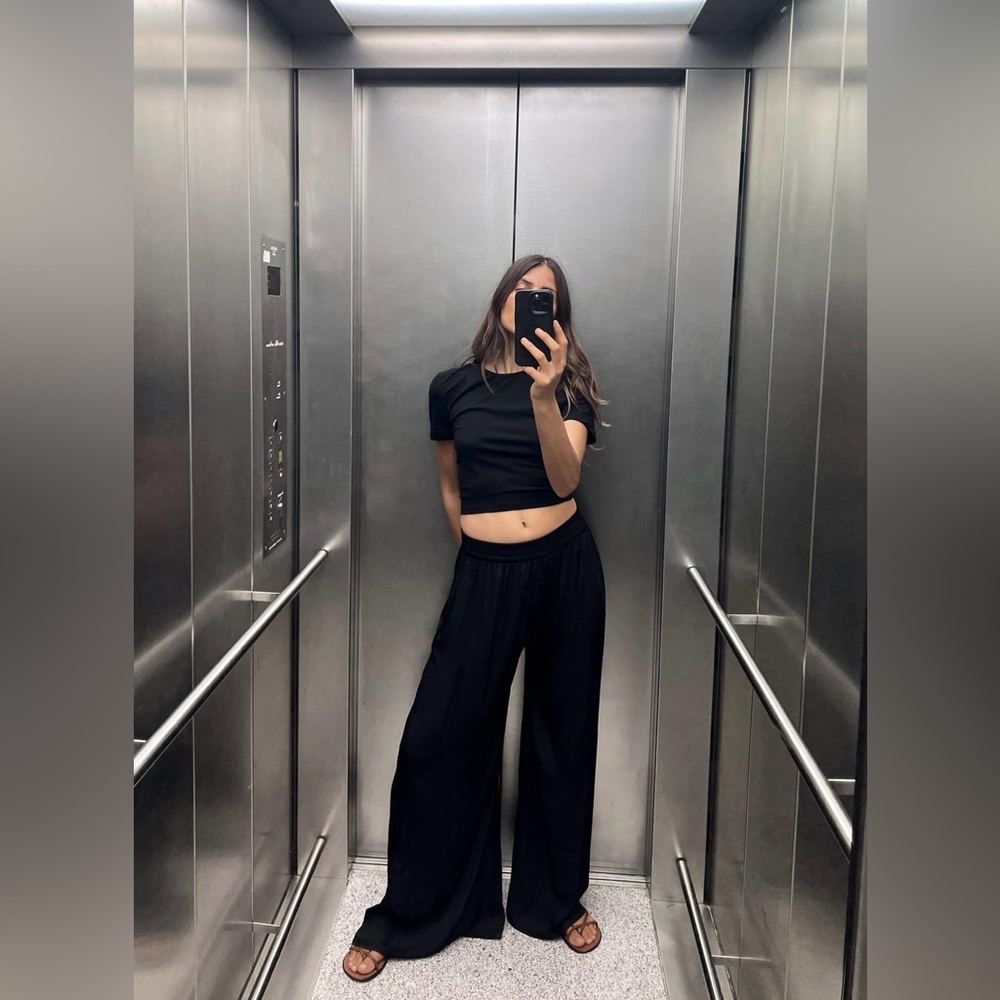 NWT ZARA SHINY WIDE LEG PANTS TROUSERS .Black . Pre owned like new sz S - Picture 8 of 14